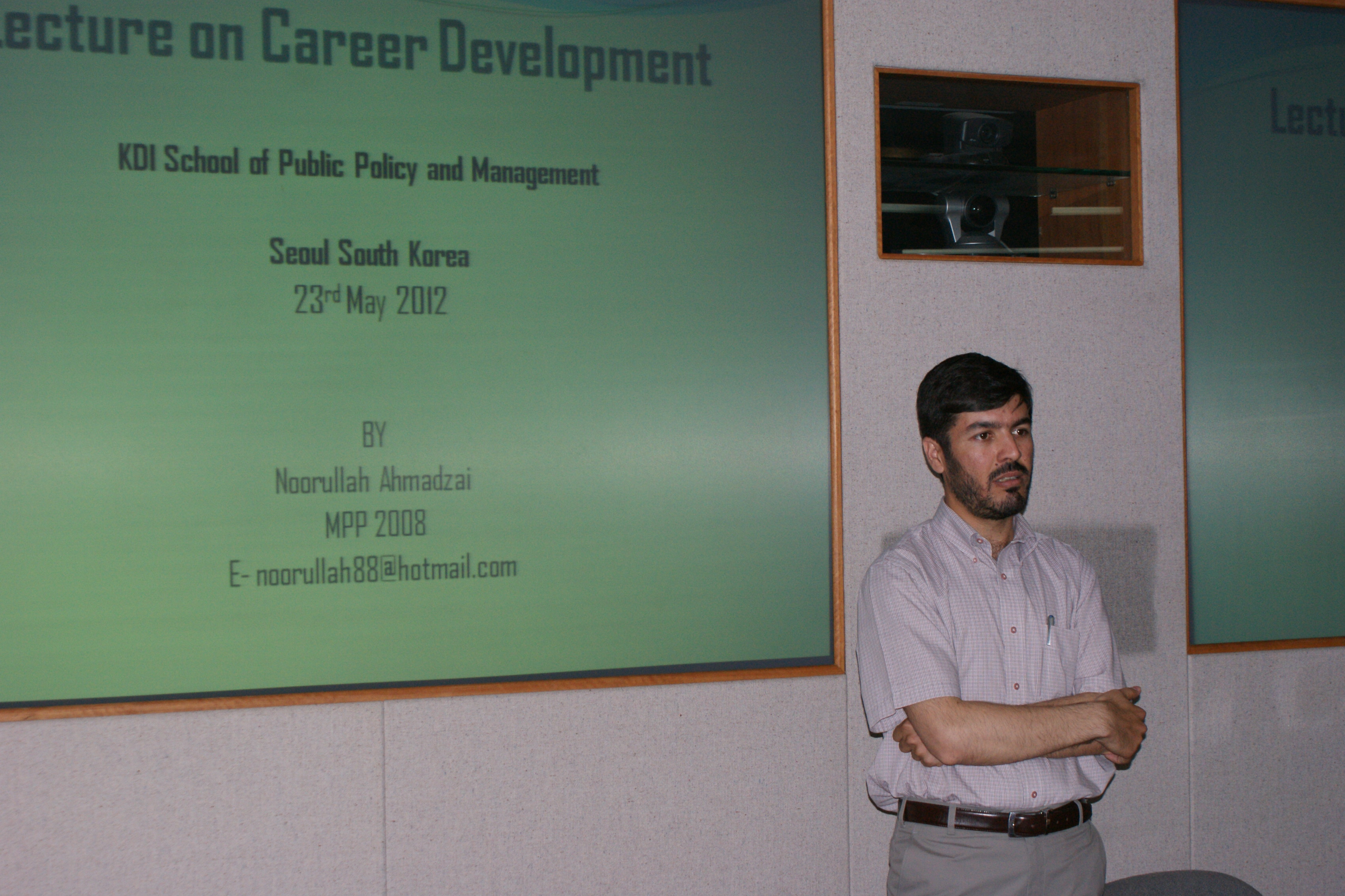 Be strategic in the job market