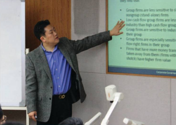 Towards a better MAM Program: An interview with Professor Woochan Kim