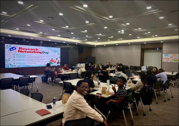 ﻿Research Networking Day: From Research Interests to Research Questions