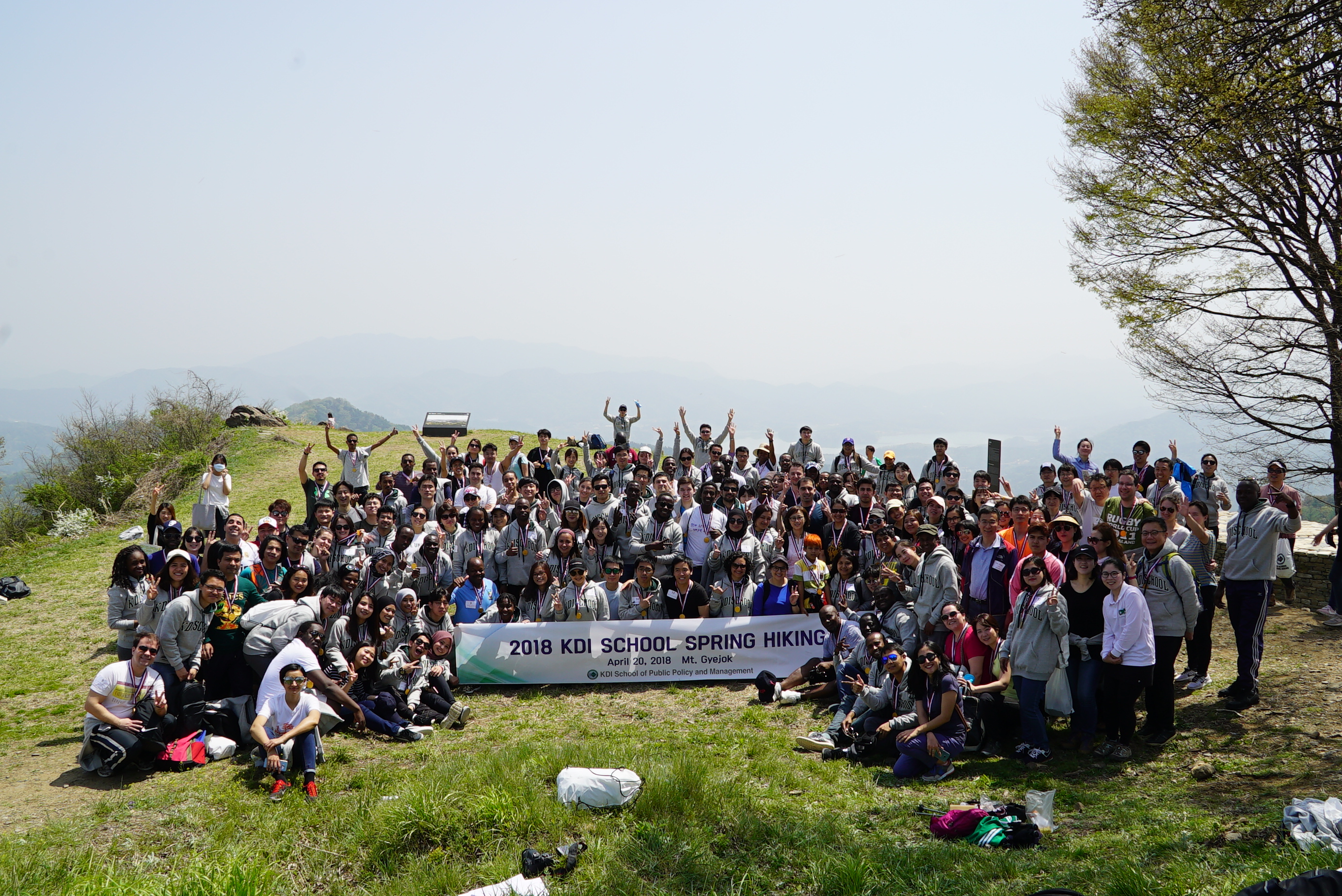 KDIS students conquer Gyejok Mountain for spring hike 2018