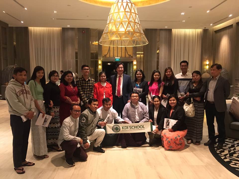 Alumni gathered in Myanmar!